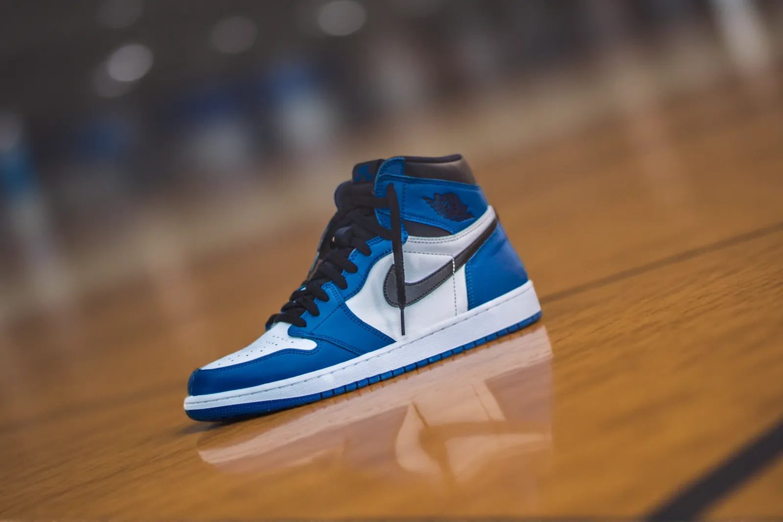 Sneaker, before and after editing